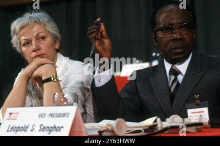 SENGHOR , LEOPOLD SEDAR. POLITICO Y ESCRITOR SENEGALES 1906 - 2001. FOTOGRAFIADO DURANTE EL CONGRESO DEL PSOE EN EL AÑO 1975. Stock Photo