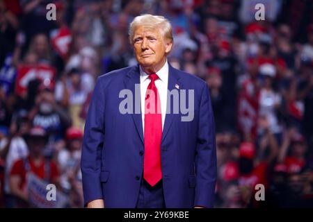 GLENDALE, ARIZONA, USA - 23 August 2024 - Former President of the United States Donald Trump speaking with attendees at an Arizona for Trump rally at Stock Photo