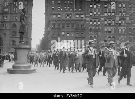 Gaynor notification 9/3/13, Photo shows supporters at the notification ceremony that took place on September 3, 1913 on the steps of City Hall, New York City, where Mayor William J. Gaynor was nominated for re-election., 1913 Sept. 3, Glass negatives, 1 negative: glass; 5 x 7 in. or smaller. Stock Photo