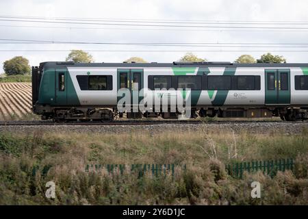 London Northwestern Railway class 350 electric train, Northamptonshire, UK Stock Photo