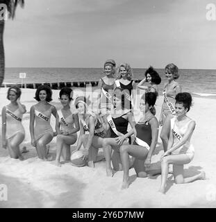 MISS UNIVERSE CONTESTANTS IN MIAMI BEACH, FLORIDA   ;  14 JULY 1963 Stock Photo