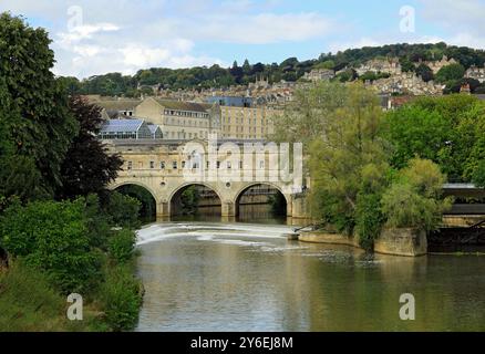 River Avon and Pulteney Bridge, Bath, Somerset, England, United Kingdom. Stock Photo