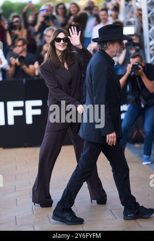 September 25, 2024, San Sebastian, Spain: Actress MONICA BELLUCCI and director TIM BURTON arrives at Maria Cristina Hotel during 72nd San Sebastian International Film Festival in Donostia-San Sebastian. (Credit Image: © Jack Abuin/ZUMA Press Wire) EDITORIAL USAGE ONLY! Not for Commercial USAGE! Stock Photo