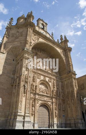 Iglesia del Convento de San Esteban church in Salamanca, Spain. Reredos-like facade of the monastery. Travel and tourism Stock Photo