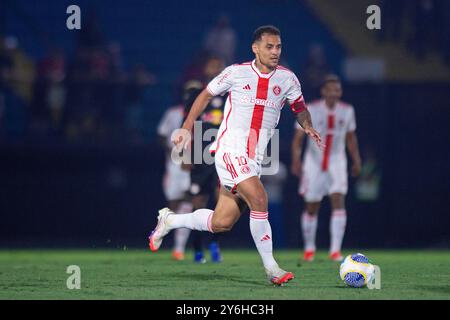 Braganca Paulista, Brazil. 25th Sep, 2024. Alan Patrick of Internacional, controls the ball during the match between Red Bull Bragantino and Internacional, for the Brazilian Serie A 2024, at Nabi Abi Chedid Stadium, in Braganca Paulista on September 25, 2024. Photo: Max Peixoto/DiaEsportivo/Alamy Live News Credit: DiaEsportivo/Alamy Live News Stock Photo