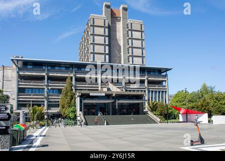 Puaka-James Hight (Central Library) building, Canterbury University, Ilam, Christchurch (Ōtautahi), Canterbury, New Zealand Stock Photo