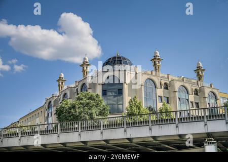 Omar Moschee, Omar-Ibn-Al-Khattab-Moschee, Wiener Straße, Kreuzberg, Berlin, Deutschland *** Omar Mosque, Omar Ibn Al Khattab Mosque, Wiener Straße, Kreuzberg, Berlin, Germany Stock Photo