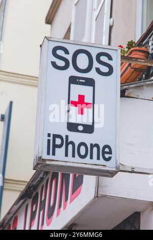 Phone repair store sign Stock Photo
