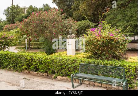 Trapani, Sicily, Italy - September 25, 2016: Busto to Dante Alighieri, the greatest italian poet, in the park of Town Holl (villa Comunale), viale Reg Stock Photo