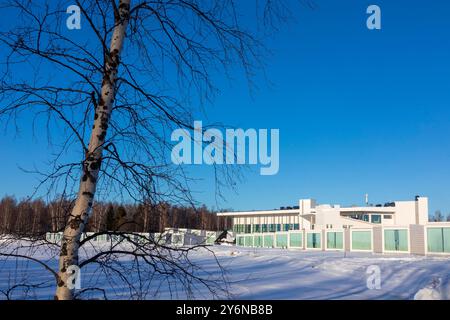Scandinavia, Lapland, Finland, Kemi, Merenrantahuvilat, Seaside Glass Villas. Lumilinna. Gulf of Bothnia Stock Photo