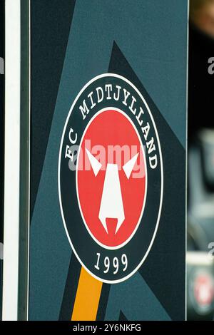 Wappen/Logo FC Midtjylland, Themenfoto, Themenbild, Symbolfoto, Symbolbild, Stockfoto  DEN, FC Midtjylland vs. TSG 1899 Hoffenheim, Fussball, UEFA Europa League, Spieltag 1, Spielzeit 2024/25, 25.09.2024  Foto: Eibner-Pressefoto/Marcel von Fehrn Stock Photo