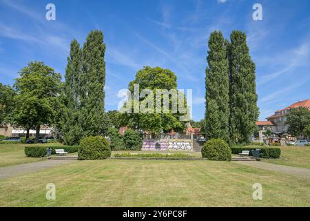 Ludolfingerplatz, Frohnau, Reinickendorf, Berlin, Deutschland *** Ludolfingerplatz, Frohnau, Reinickendorf, Berlin, Germany Stock Photo