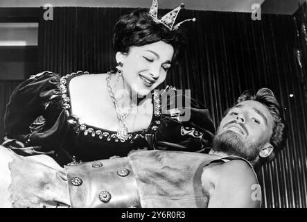 Teresa stratas Black and White Stock Photos & Images - Alamy