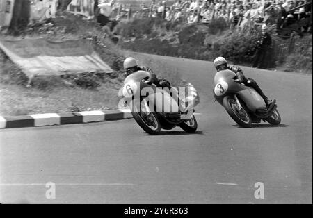 MOTOR CYCLING GARY HOCKING AT ISLE OF MAN TT RACE /  ;  7 JUNE 1962 Stock Photo