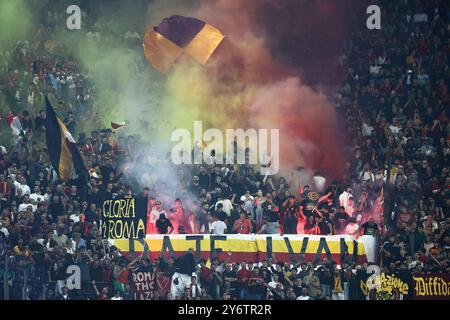 Rome, Italy. 26th Sep, 2024. Supporters of Roma during the UEFA Europa League, Day 1 match between AS Roma and Athletic Bilbao on September 26, 2024 at Stadio Olimpico in Rome, Italy. Credit: Federico Proietti / Alamy Live News Stock Photo