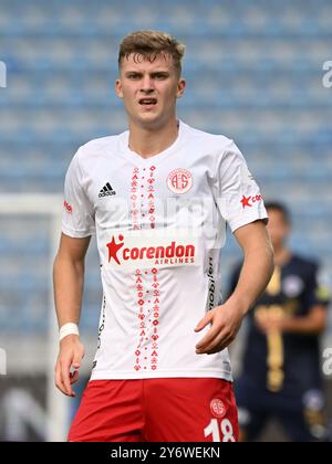 ISTANBOEL - Jakub Kaluzinski of Antalyaspor AS during the Turkish Super Lig match between Kasimpasa AS and Antalyaspor at the Recep Tayyip Erdogan stadium on Sept. 22, 2024 in Istanbul, Turkey. ANP | Hollandse Hoogte | GERRIT VAN KEULEN Stock Photo