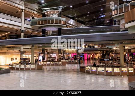 RIYADH, SAUDI ARABIA - DECEMBER 1, 2021: Shopping Mall in Kingdom Centre in Riyadh, Saudi Arabia Stock Photo