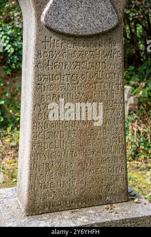 Grave of Sir Henry Wentworth and Sarah Acland in Holywell Cemetery, Oxford Stock Photo