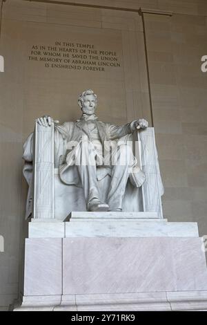 Statue of Abraham Lincoln in the Lincoln Memorial in Washington DC Stock Photo