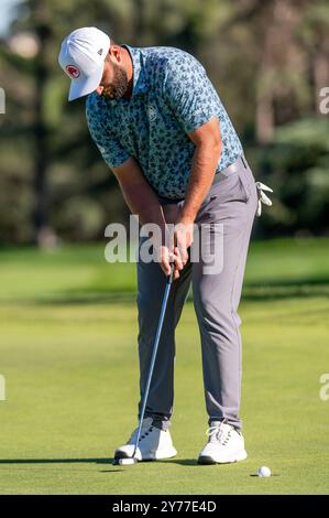 Madrid, Spain. 28th Sep, 2024. JON RAHM sinks a putt during Acciona Spain Open: Day Three. (Credit Image: © Oscar Manuel Sanchez/ZUMA Press Wire) EDITORIAL USAGE ONLY! Not for Commercial USAGE! Credit: ZUMA Press, Inc./Alamy Live News Stock Photo