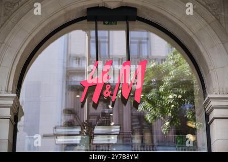 H&M shop on the Meir shopping street in Antwerp, Belgium Stock Photo