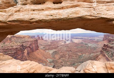 Mesa Arch at Sunrise, Canyonlands National Park in southeastern Utah, USA Stock Photo