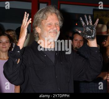 Hollywood, USA. 29th Sep, 2024. Artist, singer, songwriter, actor and activist Kris Kristofferson, 88 years old passed away peacefully at home in Maui, Hawaii on September 28, surrounded by family. -------------------------------------------------- July 6, 2006 Hollywood, Ca. Kris Kristofferson Hollywood's RockWalk Induction Ceremony Honoring Kris Kristofferson And Waylon Jennings Held At The Guitar Center © Tammie Arroyo/AFF-USA.COM Credit: AFF/Alamy Live News Stock Photo