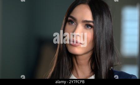 Subservience Megan Fox Stock Photo - Alamy