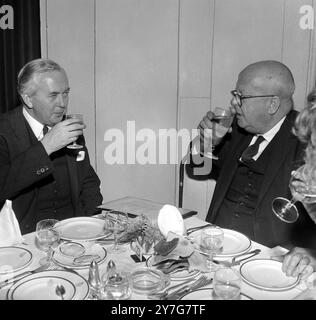 BIRTHDAY HERBERT WILSON 82ND WITH SON BRITISH PRIME MINISTER HAROLD WILSON IN BRIGHTON   ;  12 DECEMBER 1964 Stock Photo