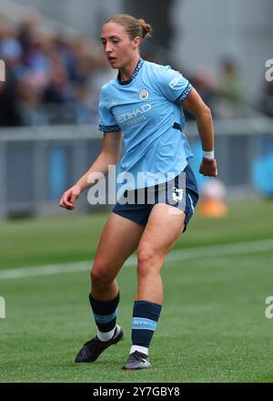 Manchester, UK. 29th Sep, 2024. Naomi Layzell of Manchester City during the FA Women's Super League match at the Academy Stadium, Manchester. Picture credit should read: Simon Bellis/Sportimage Credit: Sportimage Ltd/Alamy Live News Stock Photo