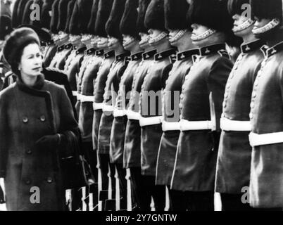 【第1位獲得！】 QUEEN ELIZABETH II IN CHARLOTTETOWN / ; 7 OCTOBER 1964 Stock 絵画