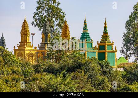 Buddhist stupas in a cemetery, Tonle Sap lake, Cambodia Stock Photo