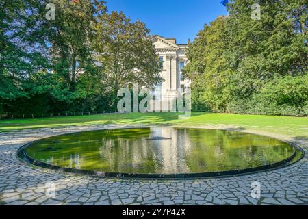 Memorial to the Sinti and Roma of Europe murdered under National Socialism, Tiergarten, Mitte, Berlin, Germany, Denkmal für die im Nationalsozialismus Stock Photo