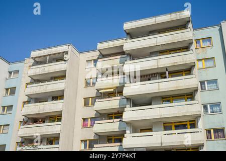 High-rise building, Blasewitzer Ring, Obstallee settlement, Staaken, Spandau, Berlin, Germany, Hochhaus, Obstallee-Siedlung, Deutschland Stock Photo