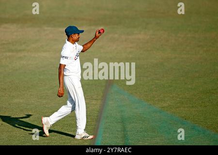 Bangladeshi spine bowler Taijul Islam celebrates his seven wickets Bangladesh and Pakistan first Test match day three at the Zahur Ahmed Chowdhury Sta Stock Photo