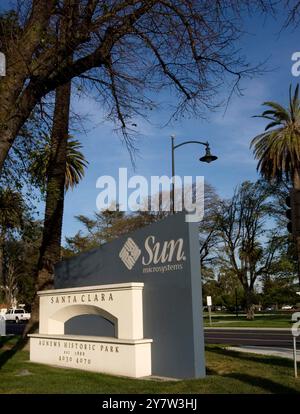 Santa Clara, CA: April 20, 2009--Sun Microsystems Inc headquarters in Santa Clara, Calif., on Monday, April 20, 2009.  Sun Microsystems was acquired by Oracle Corp for $74 billion or $9.50 a share.  Sun was founded by three Stanford graduate students and a UC Berkeley software engineer. Stock Photo