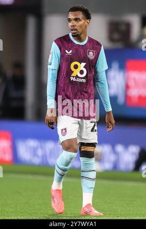 Lucas Pires of Burnley during the Sky Bet Championship match Burnley vs Plymouth Argyle at Turf Moor, Burnley, United Kingdom. 1st Oct, 2024. (Photo by Alfie Cosgrove/News Images) in Burnley, United Kingdom on 10/1/2024. (Photo by Alfie Cosgrove/News Images/Sipa USA) Credit: Sipa USA/Alamy Live News Stock Photo