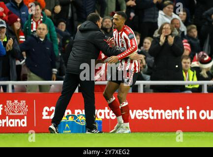 Sunderland's Wilson Isidor celebrates scoring their side's second goal of the game during the Sky Bet Championship match at The Stadium of Light, Sunderland. Picture date: Tuesday October 1, 2024. Stock Photo