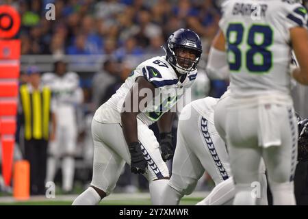 DETROIT, MI - SEPTEMBER 30: Seattle Seahawks OT Charles Cross (67) in action during the game between Seattle Seahawks and Detroit Lions on September 30, 2024 at Ford Field in Detroit, MI (Photo by Allan Dranberg/CSM) Stock Photo