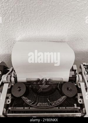 Blank White Page, Write Your Own Story – Old Typewriter Machine Stock ...