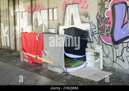 Wohnung eines Obdachlosen, Handjerystraße, Friedenau, Berlin, Deutschland Stock Photo