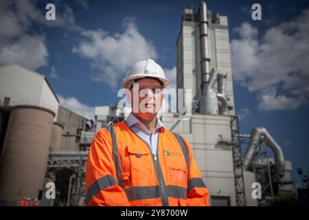 UK CEO Simon Willis pictured at the cement production facility at Heidelberg Materials’ Padeswood Works in Mold, Flintshire, North Wales.   Heidelberg Stock Photo