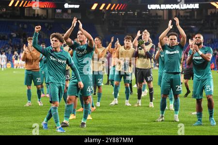 San Sebastian, Spain. 03rd Oct, 2024. Anderlecht's players celebrate after winning a soccer match between Belgian team RSC Anderlecht and Spanish team Real Sociedad, Thursday 03 October 2024 in San Sebastian, Spain, on the second day of the UEFA Europa League tournament. BELGA PHOTO JOMA GARCIA I GISBERT Credit: Belga News Agency/Alamy Live News Stock Photo