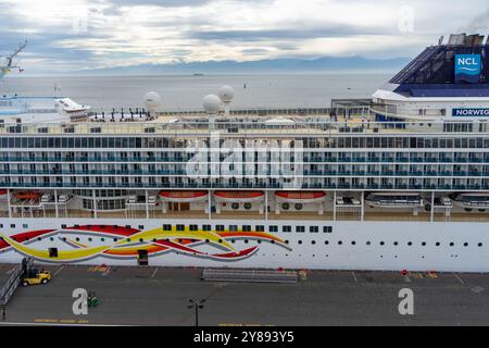 Victoria, BC, Canada - September 26, 2024: NCL’s Norwegian Sun ship with view of the lido deck while moored at the Post of Victoria, British Columbia. Stock Photo