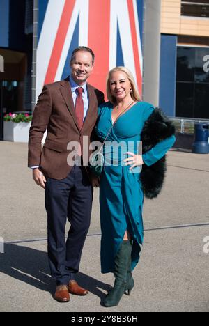 Ascot, Berkshire, UK. 4th October, 2024. It was a beautiful sunny morning as glamorous racegoers arrived at Ascot Racecourse in Berkshire for the BetMGM Autumn Friday Raceday. Credit: Maureen McLean/Alamy Live News Stock Photo