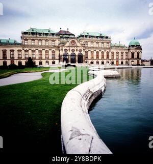 Schloss Oberes Belvedere in Wien, Österreich um 1981. 90040000045 Stock Photo