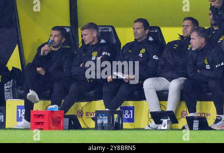 firo: 27.09.2024, football, football, 1.Bundesliga, 1.Liga, season 2024/2025, BVB, Borussia Dortmund - VfL Bochum 1848 4:2 coach Nuri Sahin, BVB on the bench, right sports director Sebastian Kehl Stock Photo