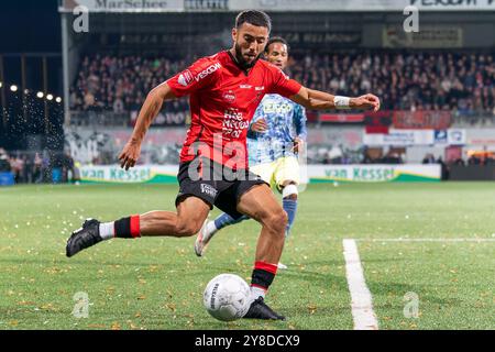 Helmond, Netherlands. 04th Oct, 2024. HELMOND, NETHERLANDS - OCTOBER 4: Mohamed Mallahi of Helmond Sport in action during the Dutch Keuken Kampioen Divisie match between Helmond Sport and Jong Ajax at Lavans Stadion on October 4, 2024 in Helmond, Netherlands. (Photo by Joris Verwijst/Orange Pictures) Credit: Orange Pics BV/Alamy Live News Stock Photo