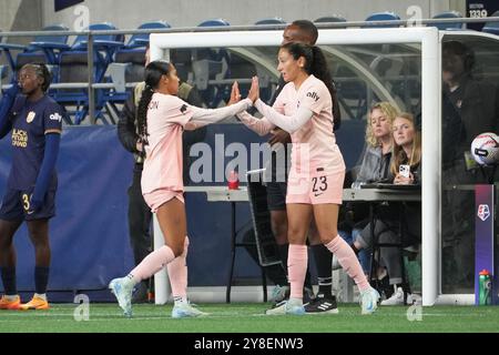 Seattle, United States. 04th Oct, 2024. Angel City FC forward Christen Press (23) enters the game for forward Alyssa Thompson (21) during an NWSL match against Angel City FC at Lumen Field in Seattle, Washington on October 4, 2024. (Photo credit Nate Koppelman/Sipa USA) Credit: Sipa USA/Alamy Live News Stock Photo