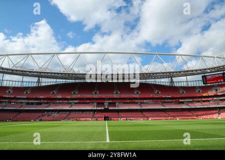 A general view of Emirates Stadium prior to the Premier League match Arsenal vs Southampton at Emirates Stadium, London, United Kingdom, 5th October 2024  (Photo by Izzy Poles/News Images) Stock Photo